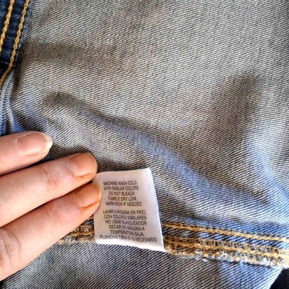 Jean jacket - Picture 7 of 7